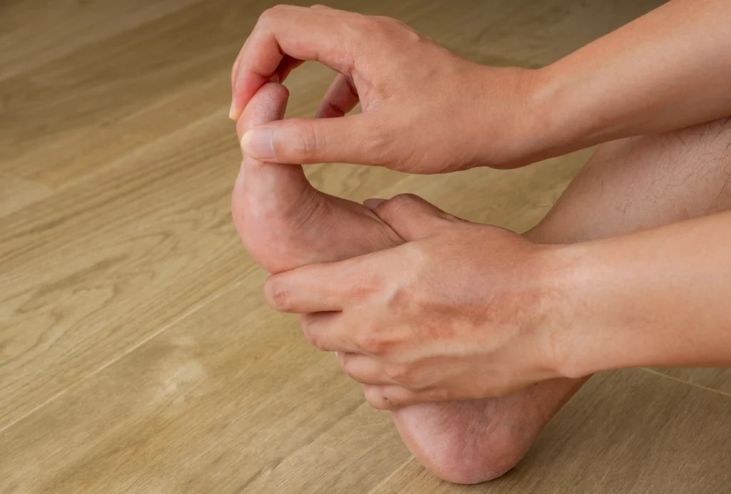 Foot Knee and Back Clinic - Hallux Limitus - Hallux Rigidus Treatment in Long Eaton 01